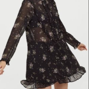 H&M Ruffle-trimmed Dress